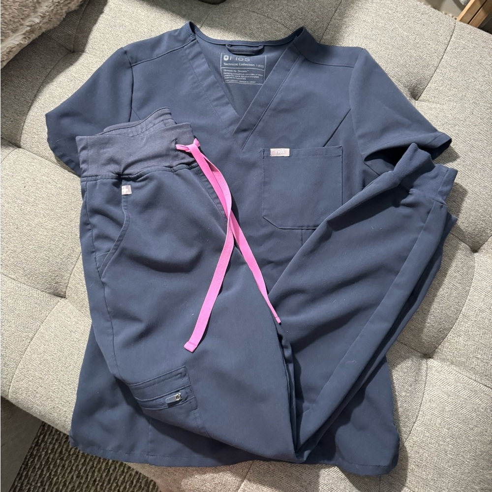 EUC Figs *set* Night Sky high waist zamora joggers XXSP + slim caterina top XXS